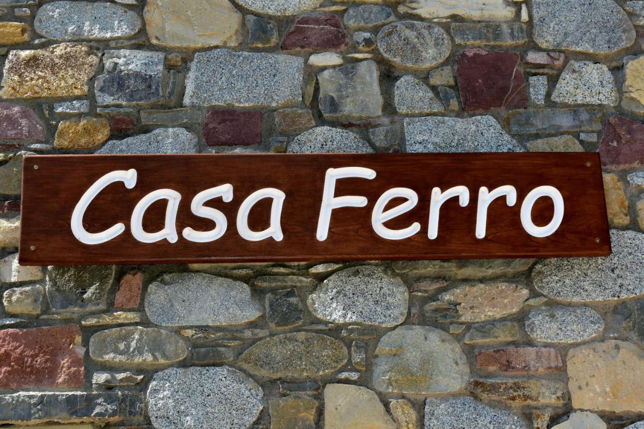בית הארחה פלאן 	Casa Ferro מראה חיצוני תמונה